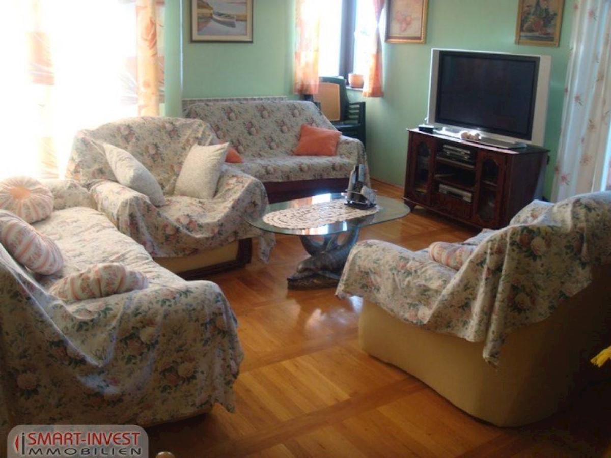 Flat For sale - PRIMORSKO-GORANSKA KOSTRENA