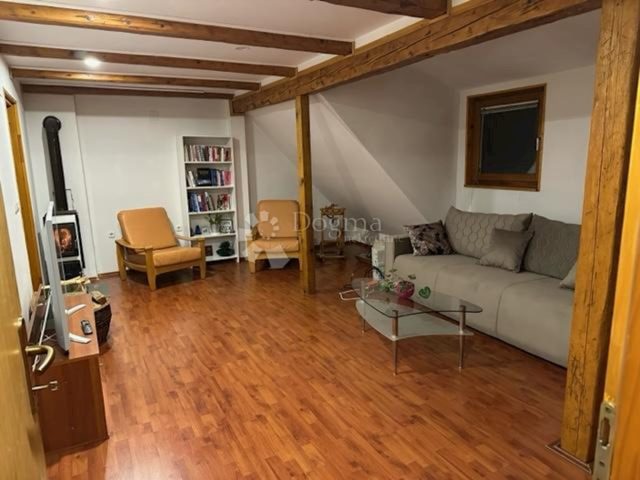 Kuća na prodaju 102 m² – Delnice
