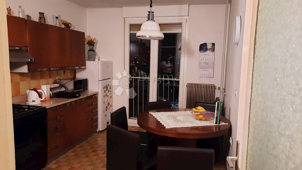 Apartmán Na predaj - PRIMORSKO-GORANSKA RIJEKA