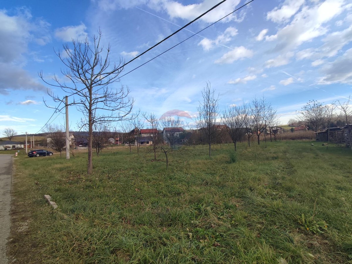 Land For sale - KARLOVAČKA DUGA RESA