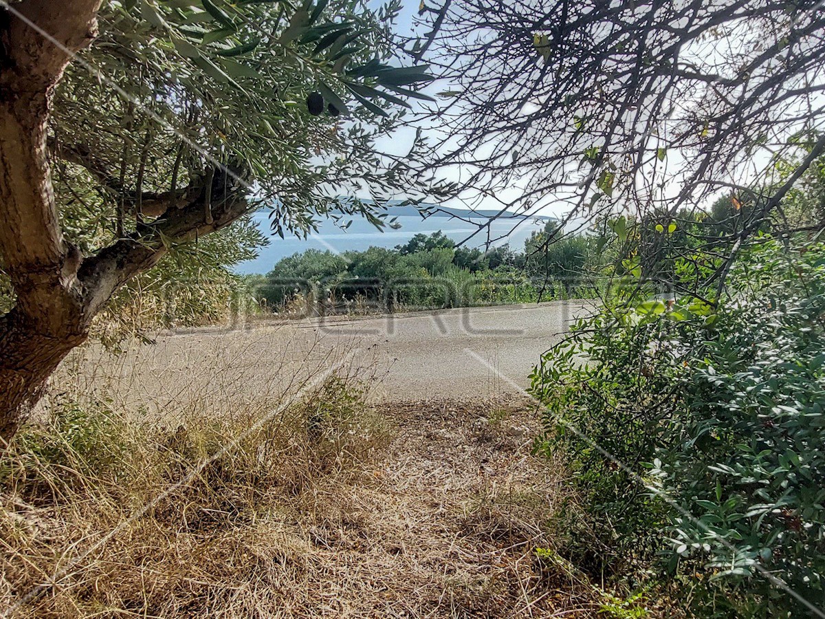 Land For sale - SPLITSKO-DALMATINSKA HVAR