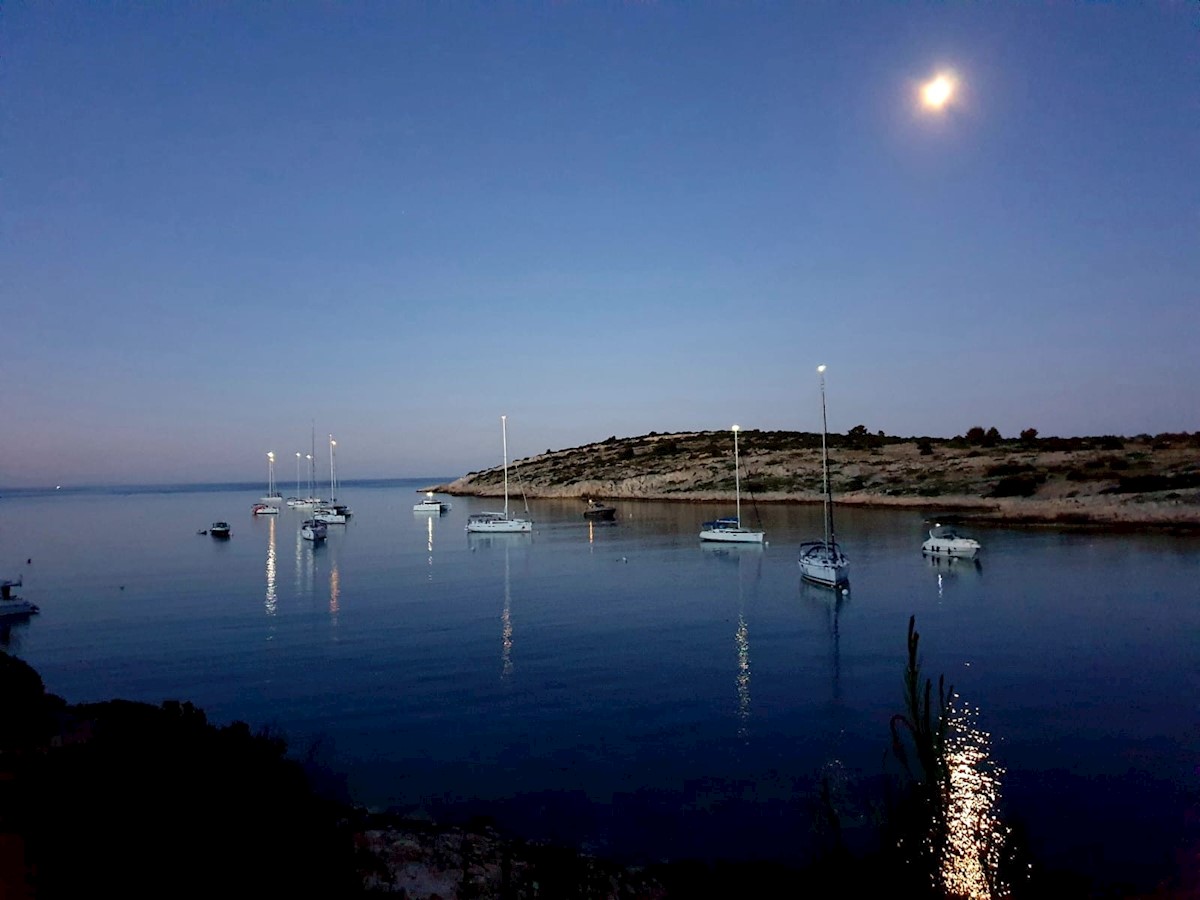 Zemljište Na prodaju - ŠIBENSKO-KNINSKA ŠIBENIK