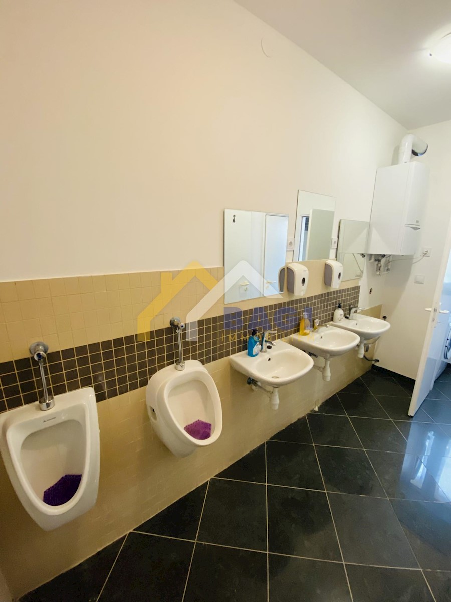 Dům K pronájmu - GRAD ZAGREB ZAGREB