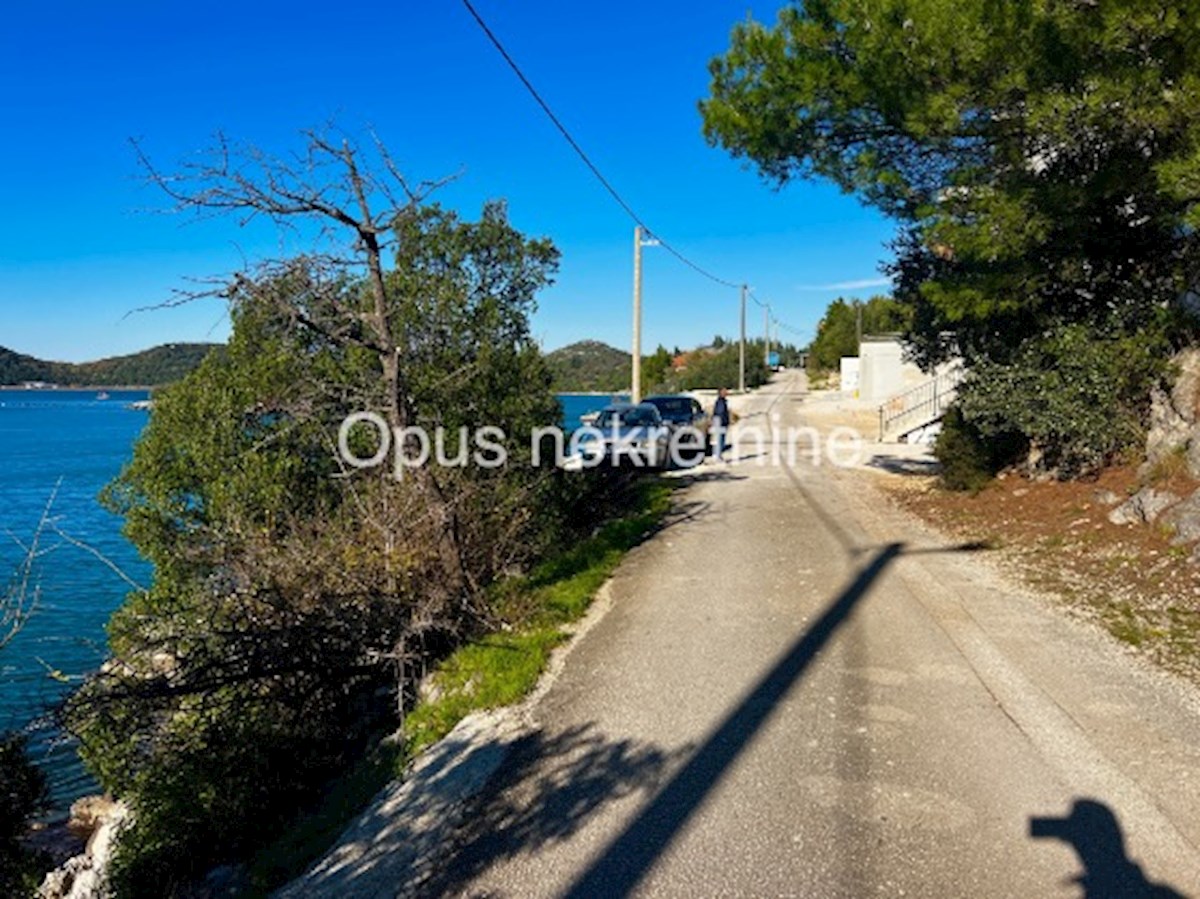 Terreno In vendita - DUBROVAČKO-NERETVANSKA SLIVNO