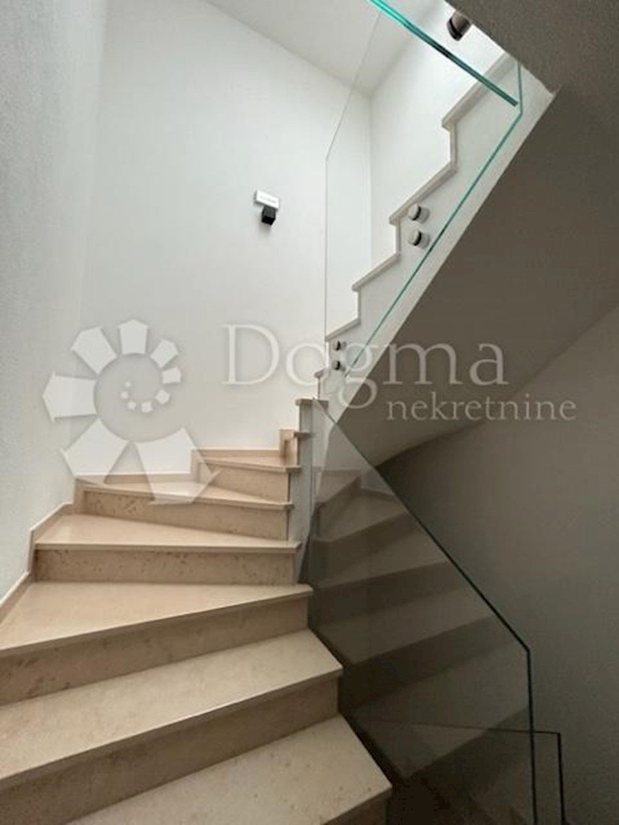 Flat For sale - PRIMORSKO-GORANSKA RIJEKA