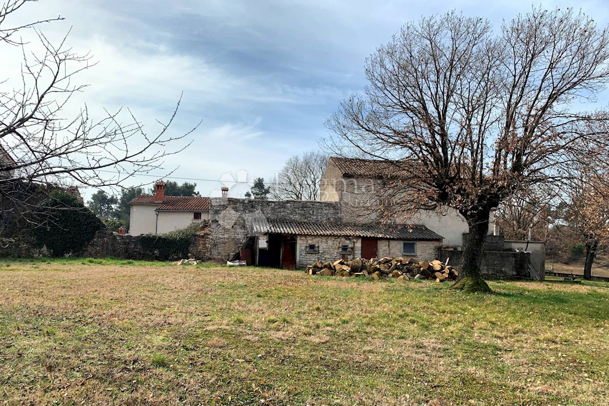 Kuća Na prodaju - ISTARSKA SVETI LOVREČ