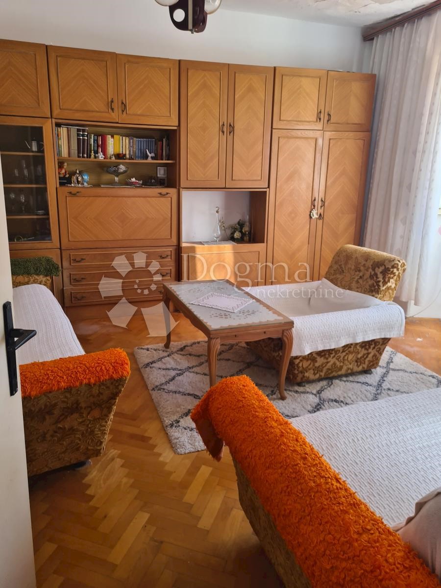 Appartement À vendre - ŠIBENSKO-KNINSKA ŠIBENIK