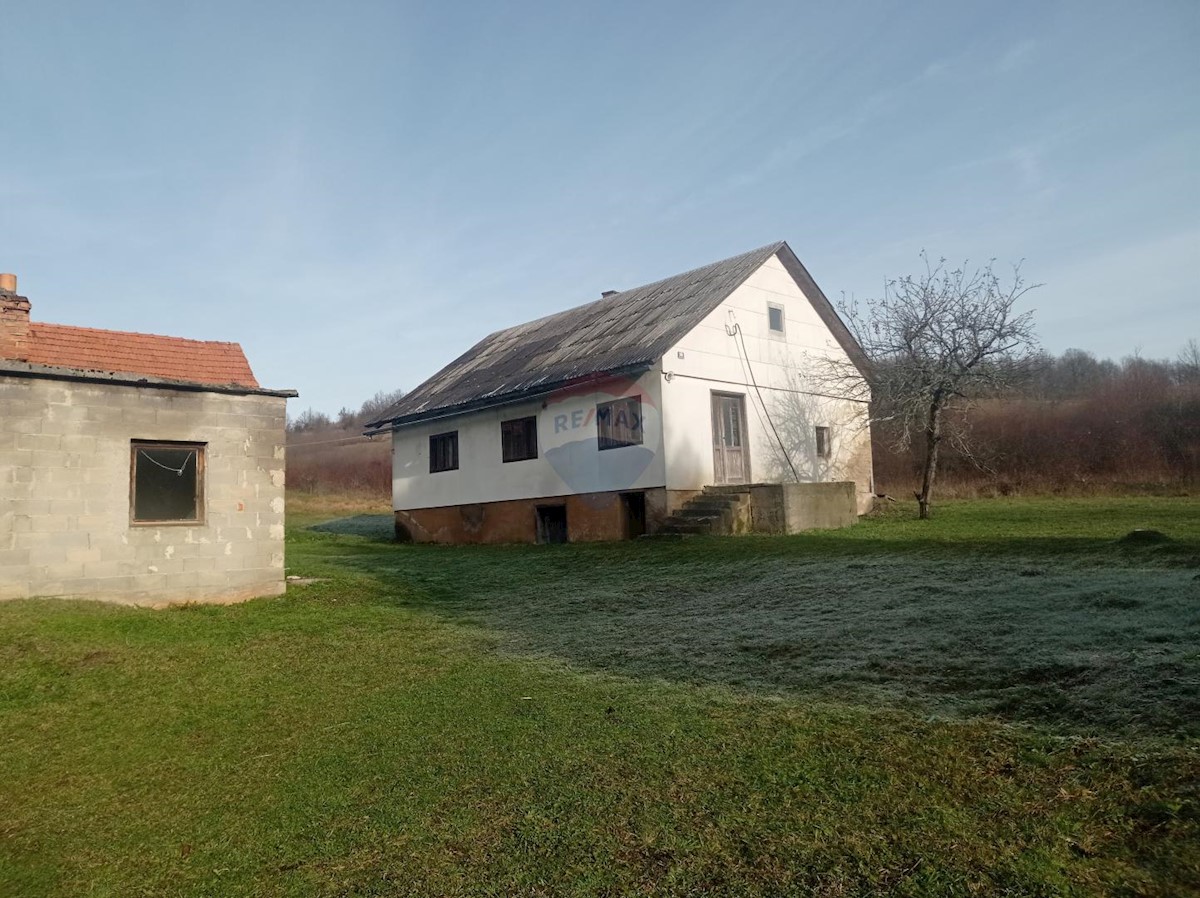 Maison À vendre - KARLOVAČKA JOSIPDOL