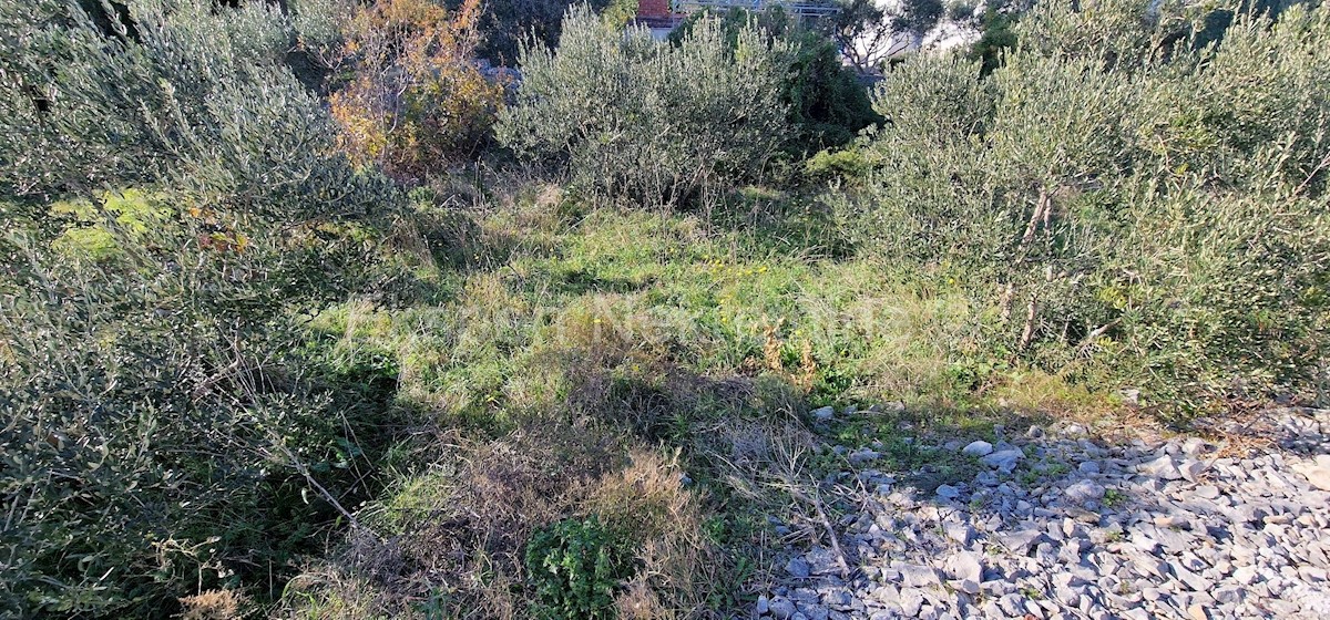 Grundstück Zu verkaufen - SPLITSKO-DALMATINSKA ČIOVO