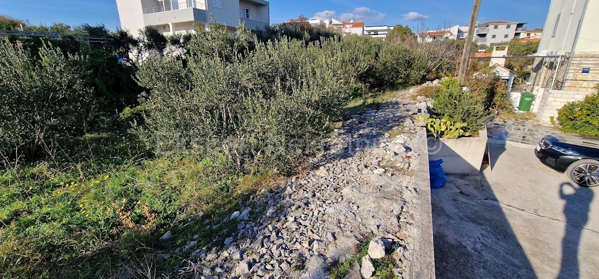 Grundstück Zu verkaufen - SPLITSKO-DALMATINSKA ČIOVO