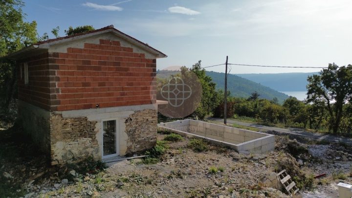 Casa in vendita 95 m² – Trget