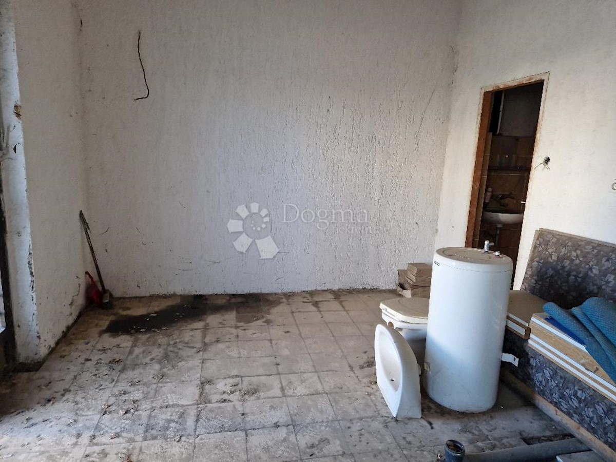 Poslovni prostor Na prodaju - PRIMORSKO-GORANSKA NOVI VINODOLSKI