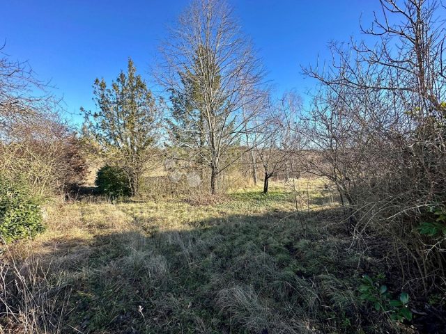 Pozemok na predaj 2582 m² – Zabrežani