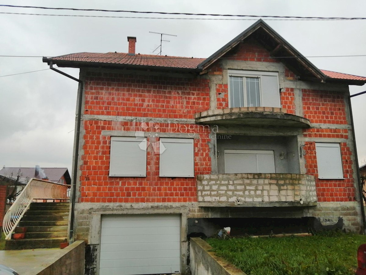 Haus Zu verkaufen - SISAČKO-MOSLAVAČKA KUTINA