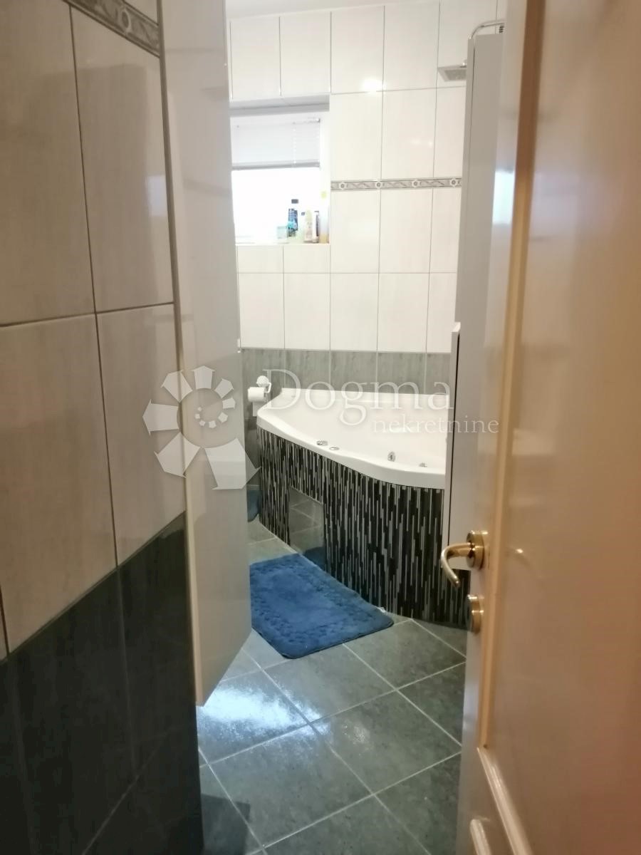 Haus Zu verkaufen - SISAČKO-MOSLAVAČKA KUTINA