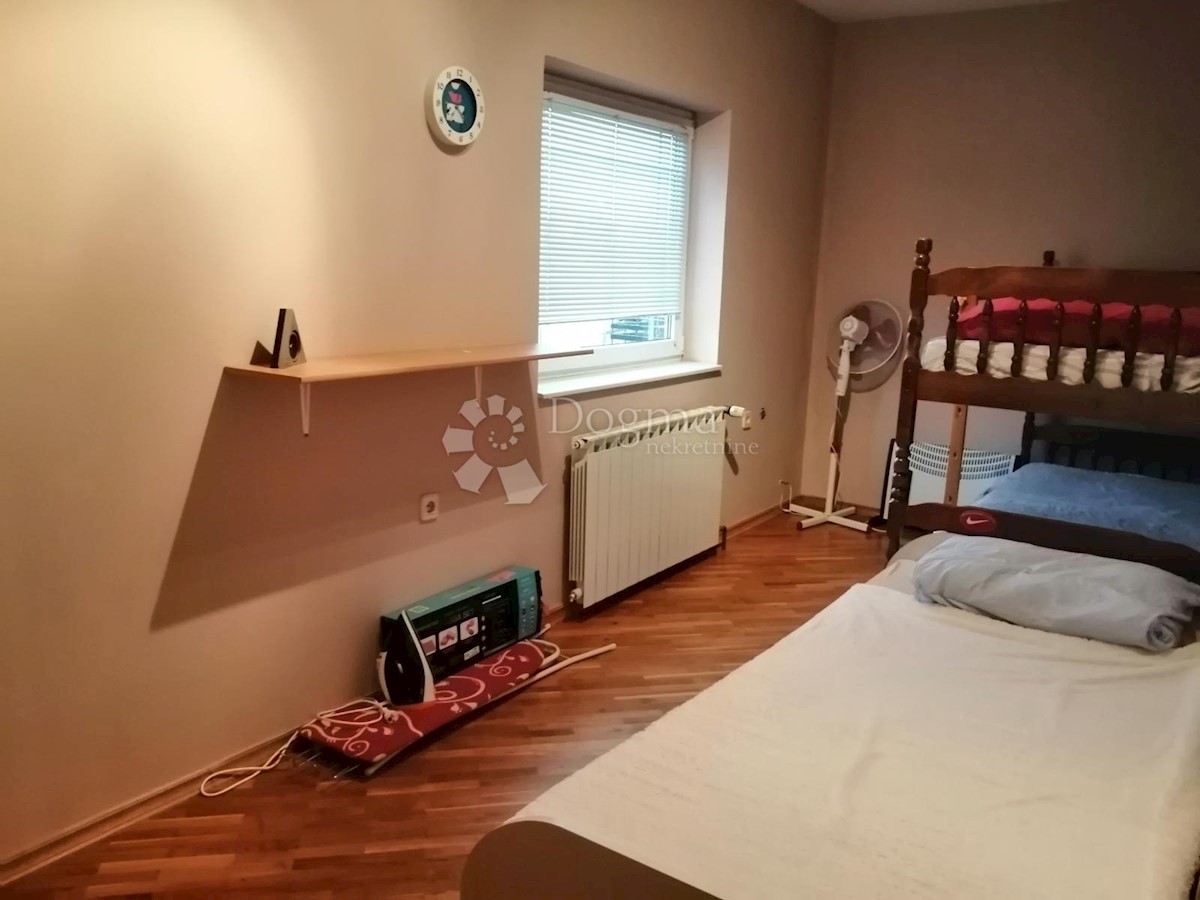 Haus Zu verkaufen - SISAČKO-MOSLAVAČKA KUTINA