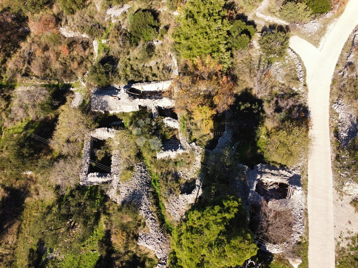 Terreno In vendita - ŠIBENSKO-KNINSKA ROGOZNICA