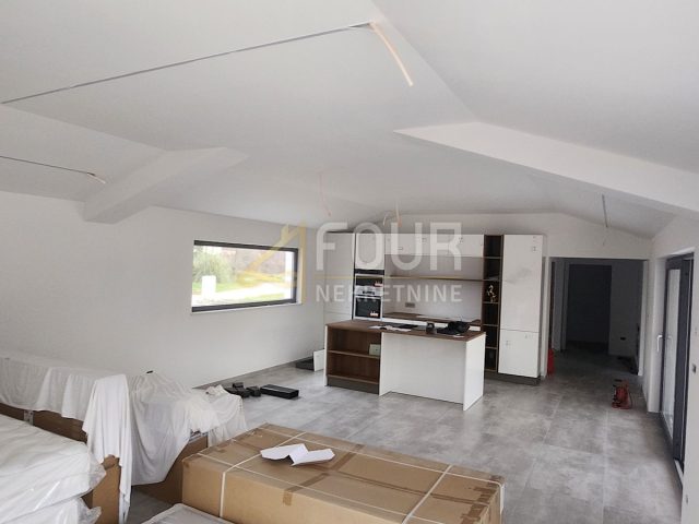 Haus Zu verkaufen - Istarska Labin - foto 2/3