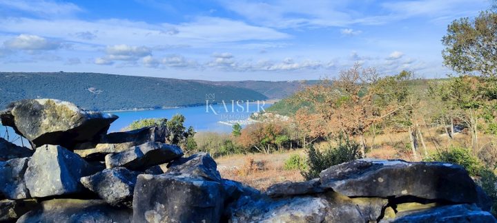 Land for sale 1200 m² – Labin