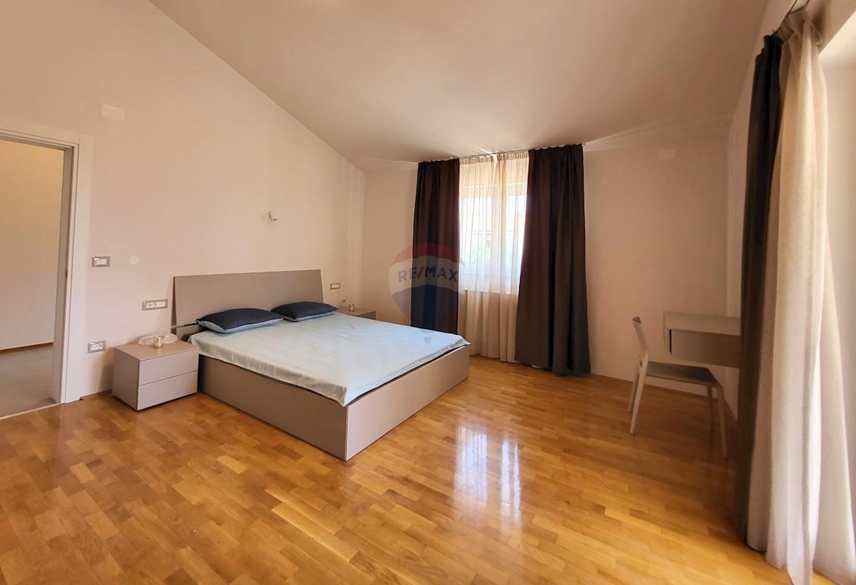 Dům Na prodej - ISTARSKA PULA