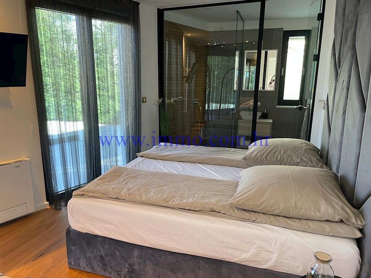 Casa In vendita - SPLITSKO-DALMATINSKA ČIOVO