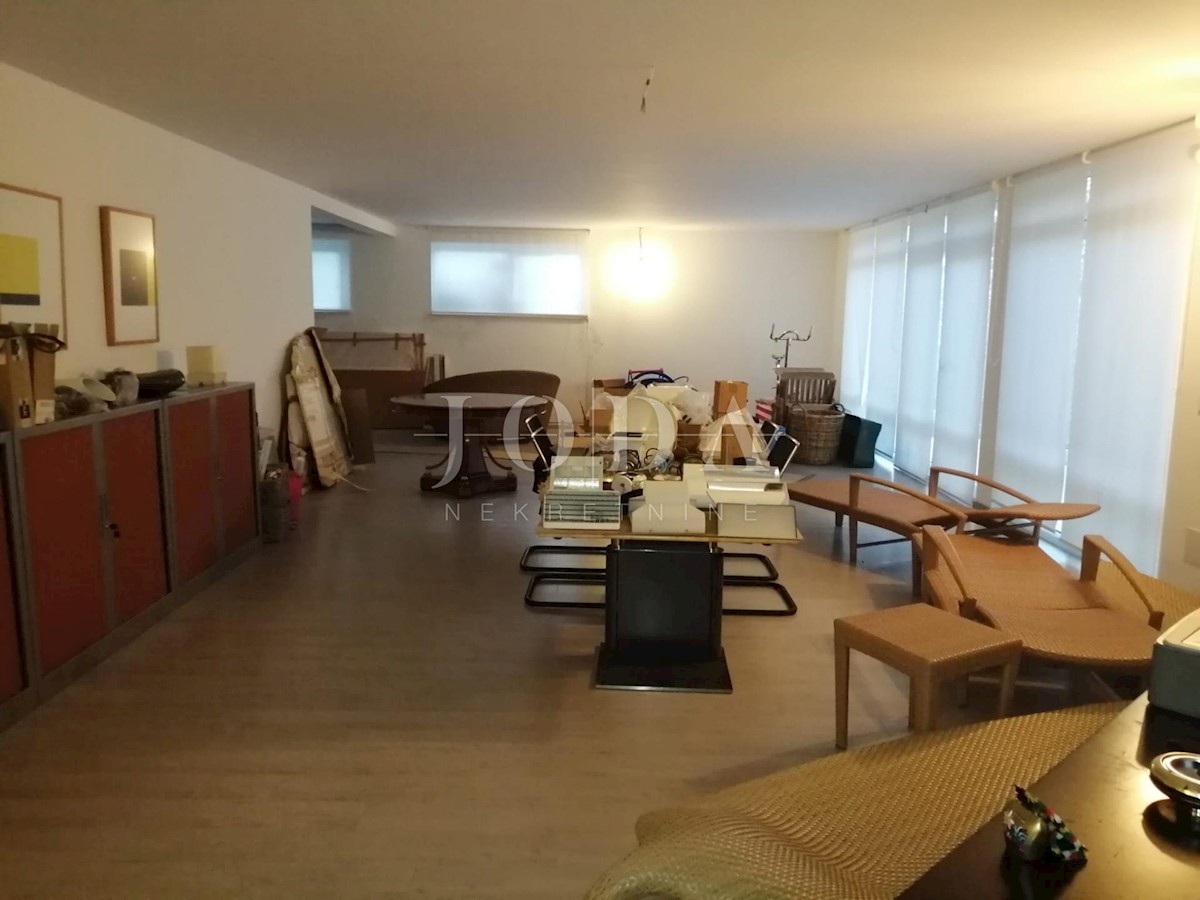 Kuća Na prodaju - PRIMORSKO-GORANSKA VINODOLSKA OPĆINA
