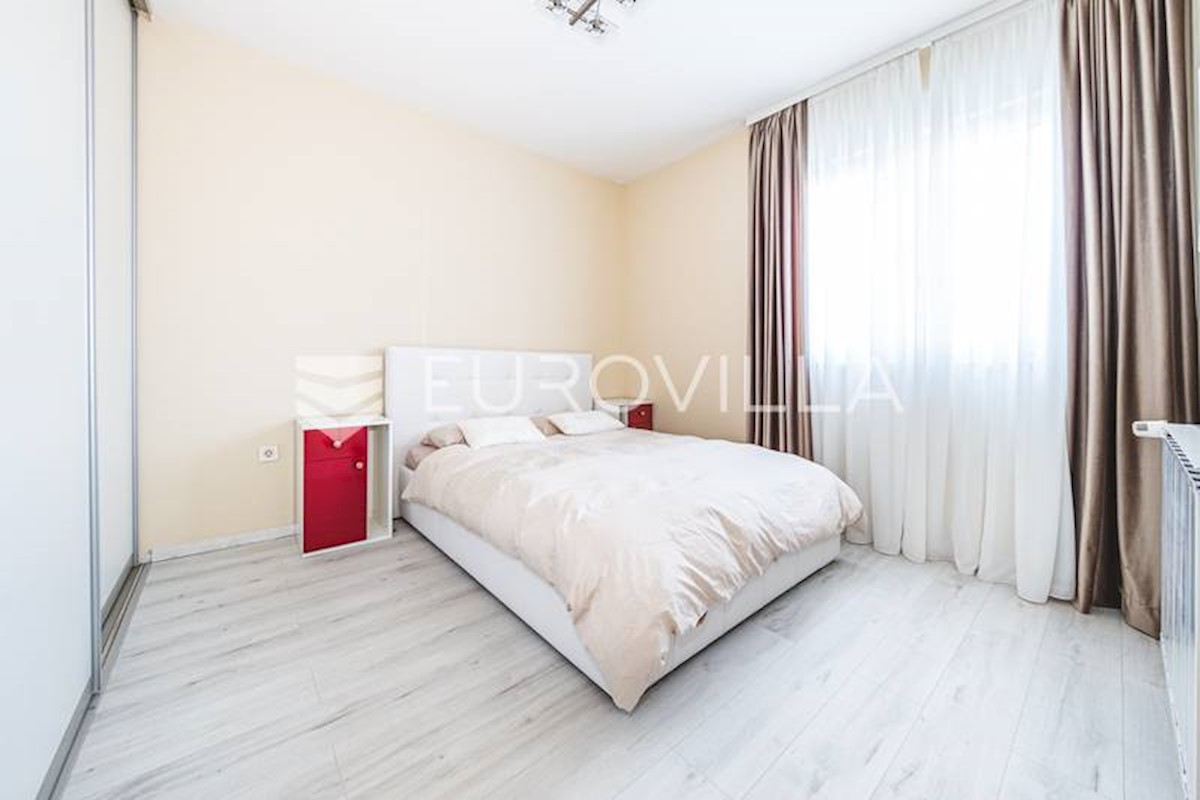 Apartmán Na predaj - GRAD ZAGREB ZAGREB