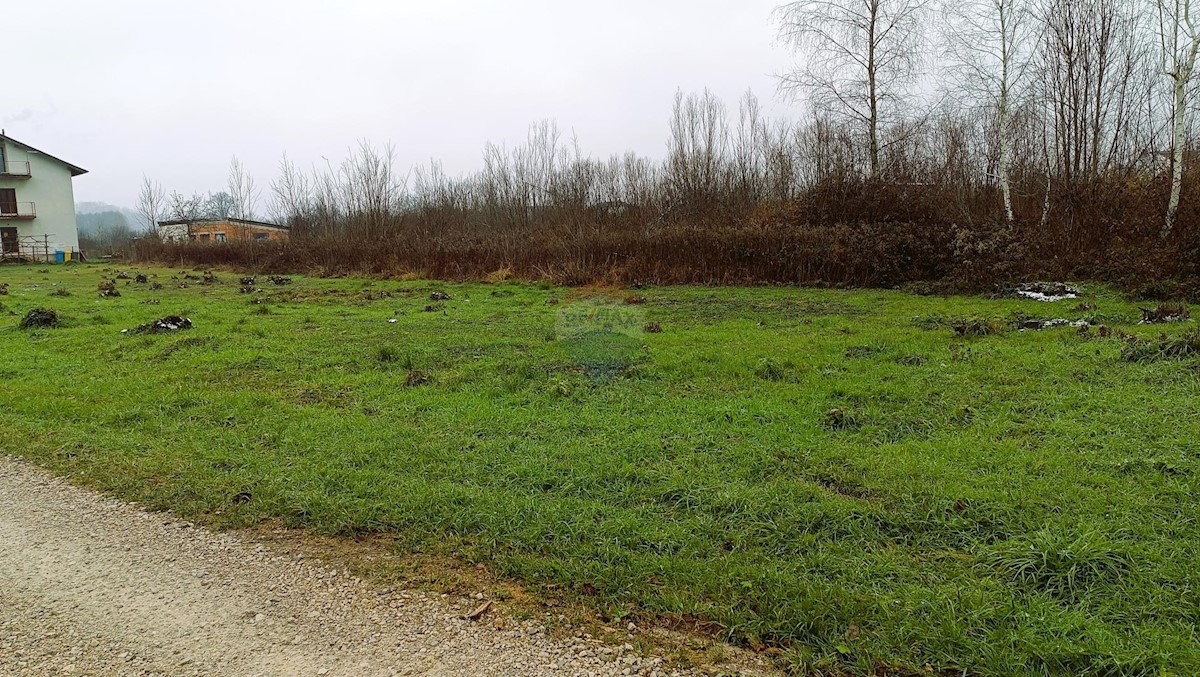 Terreno In vendita - KARLOVAČKA KARLOVAC