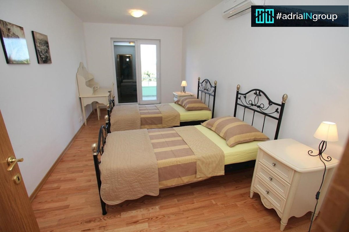 Casa In vendita - SPLITSKO-DALMATINSKA ČIOVO