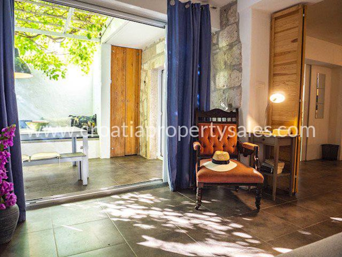 Apartmán Na predaj - SPLITSKO-DALMATINSKA HVAR