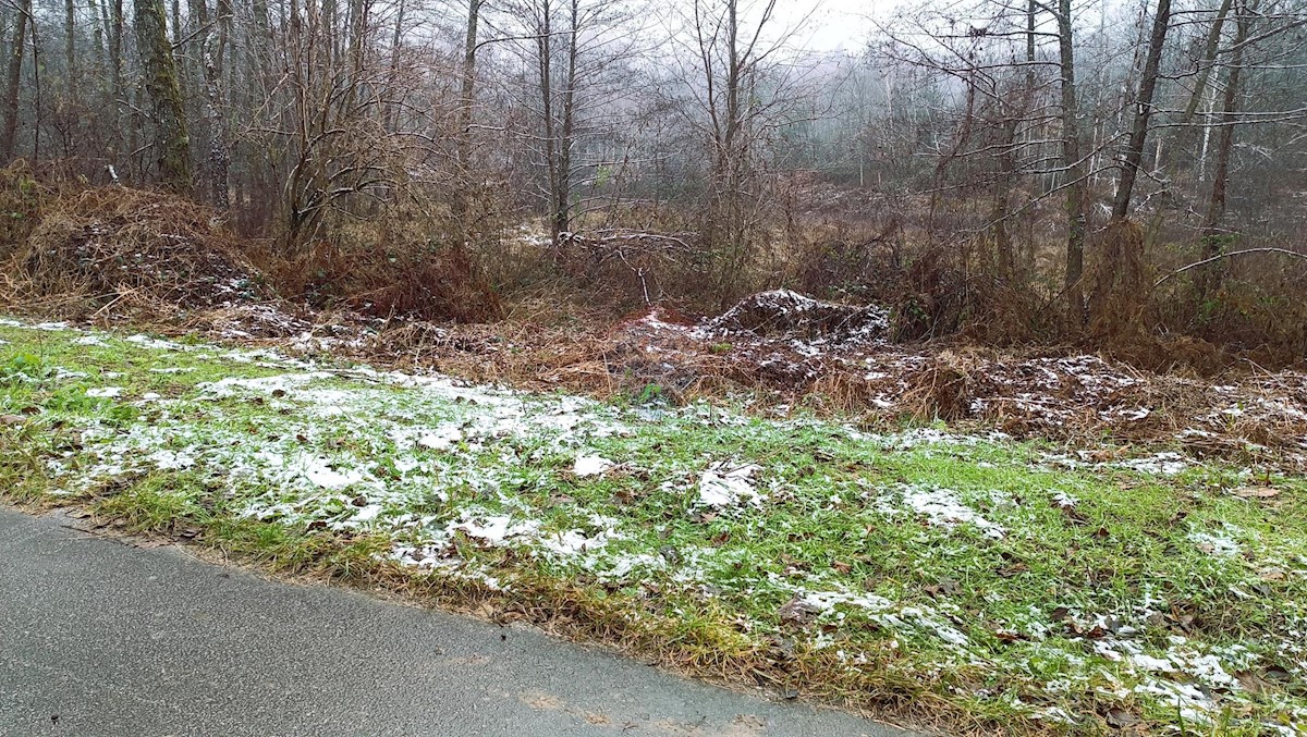 Terreno In vendita - KARLOVAČKA KARLOVAC