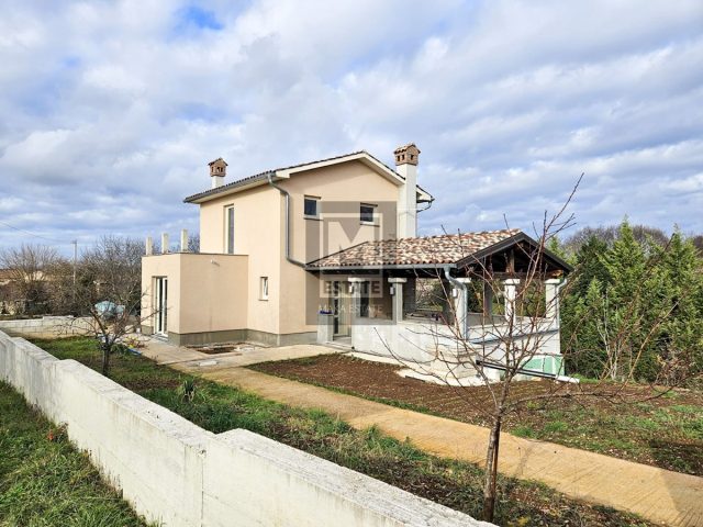 Maison à vendre 176 m² – Poreč
