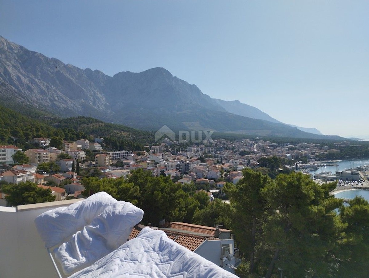 Kuća Na prodaju - SPLITSKO-DALMATINSKA BAŠKA VODA