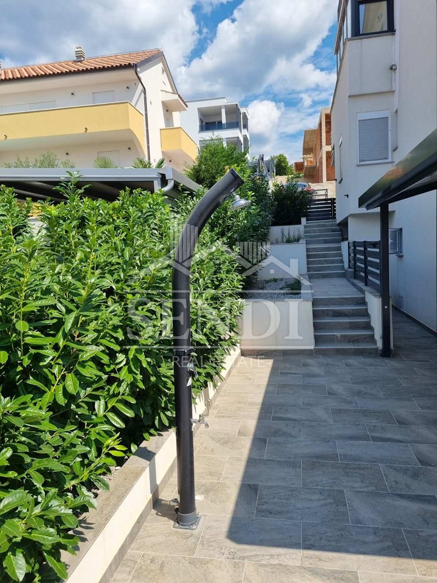 Apartment Zu verkaufen - PRIMORSKO-GORANSKA CRIKVENICA