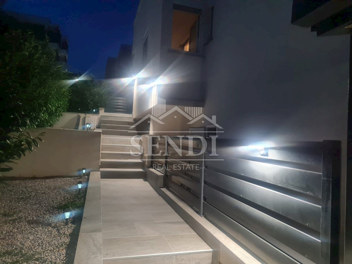 Apartment Zu verkaufen - PRIMORSKO-GORANSKA CRIKVENICA