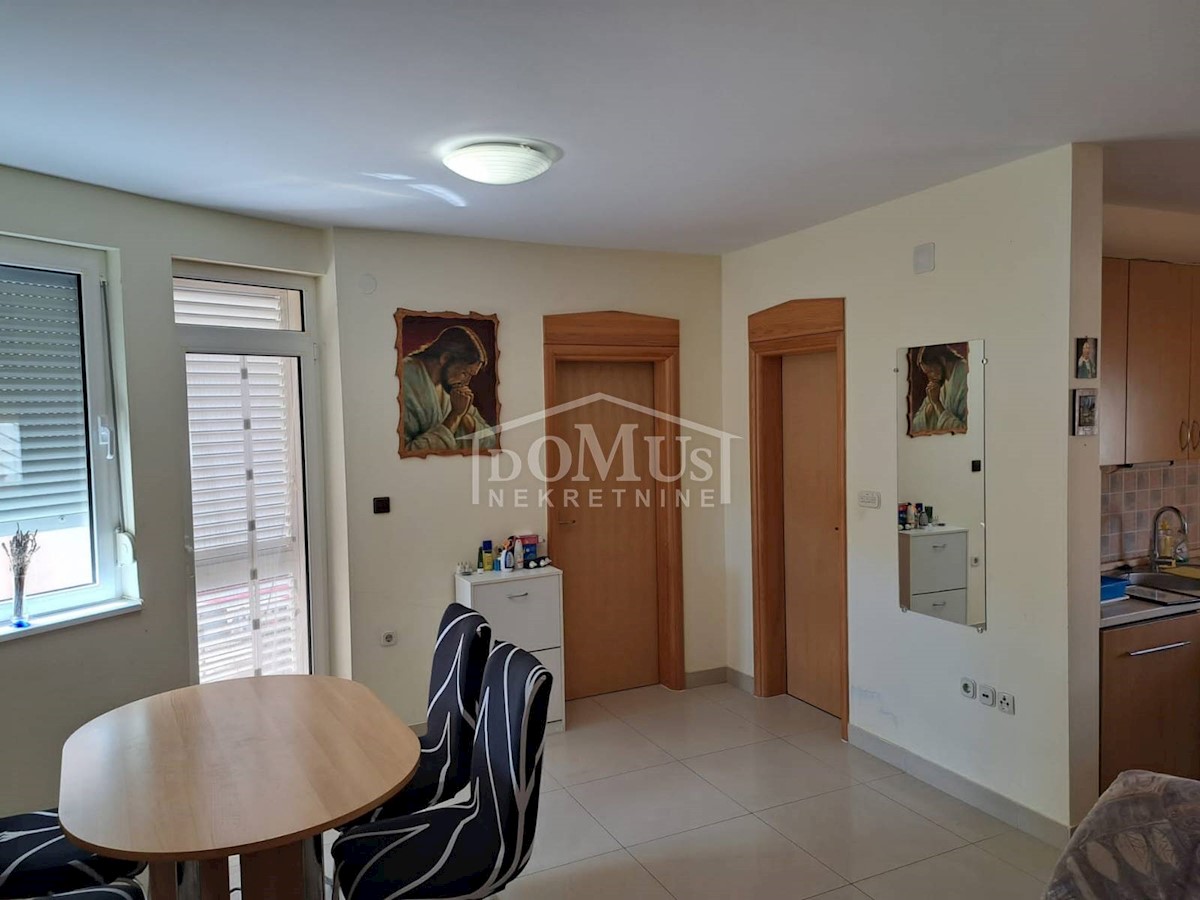 Flat For sale - ZADARSKA PAKOŠTANE