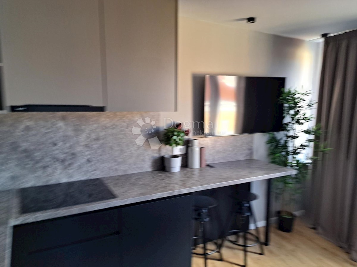 Appartement À louer - Primorsko-goranska Rijeka - foto 2/4