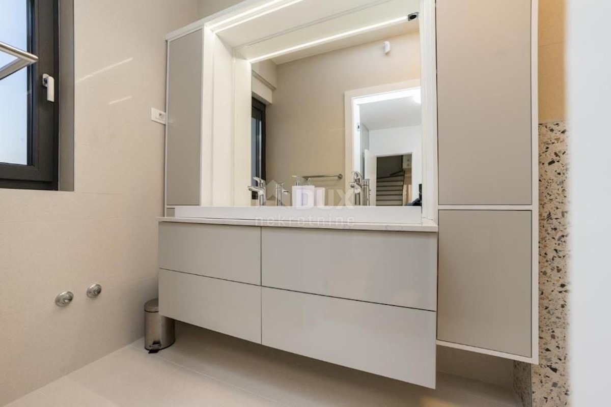 House For sale - ZADARSKA NIN