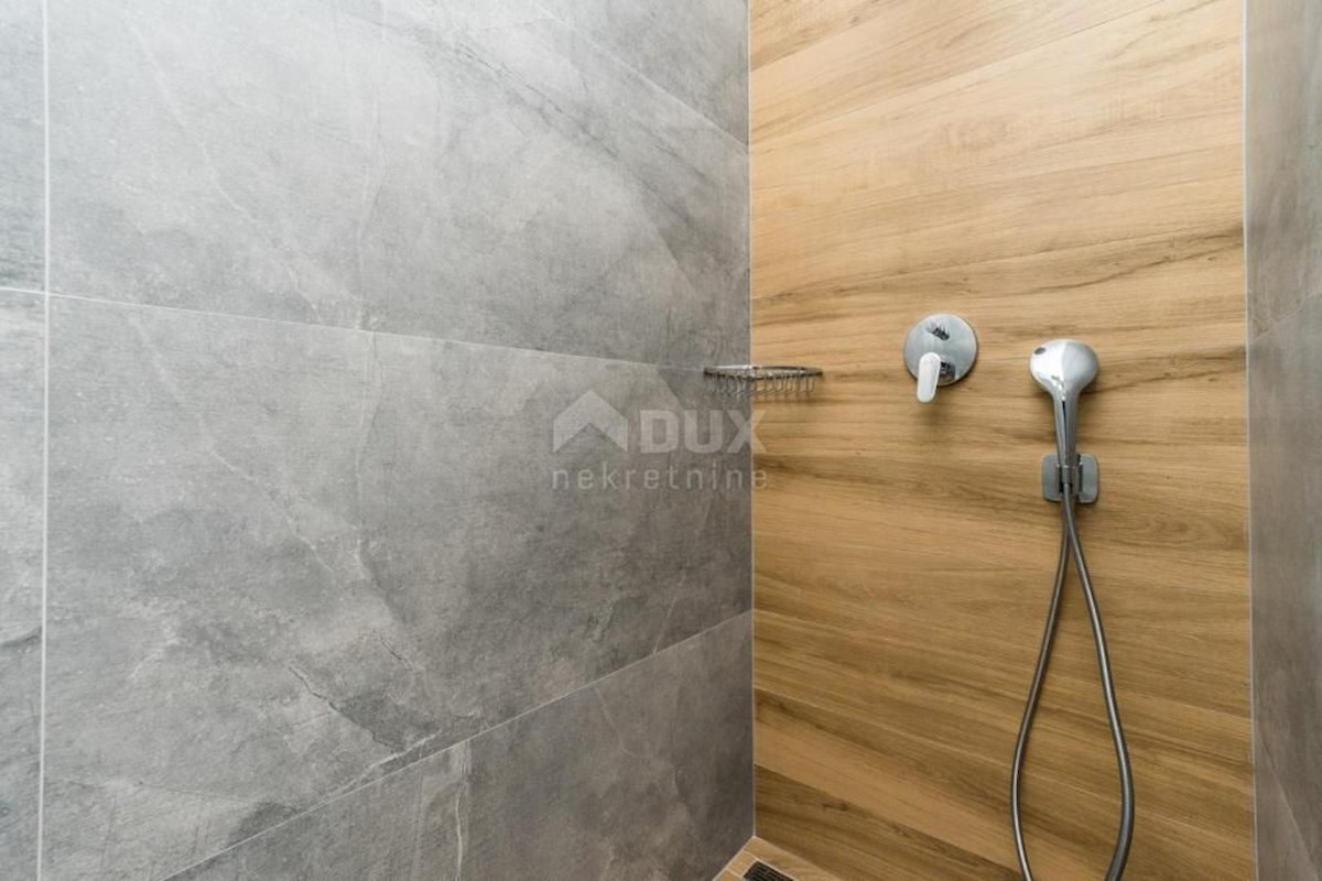 House For sale - ZADARSKA NIN