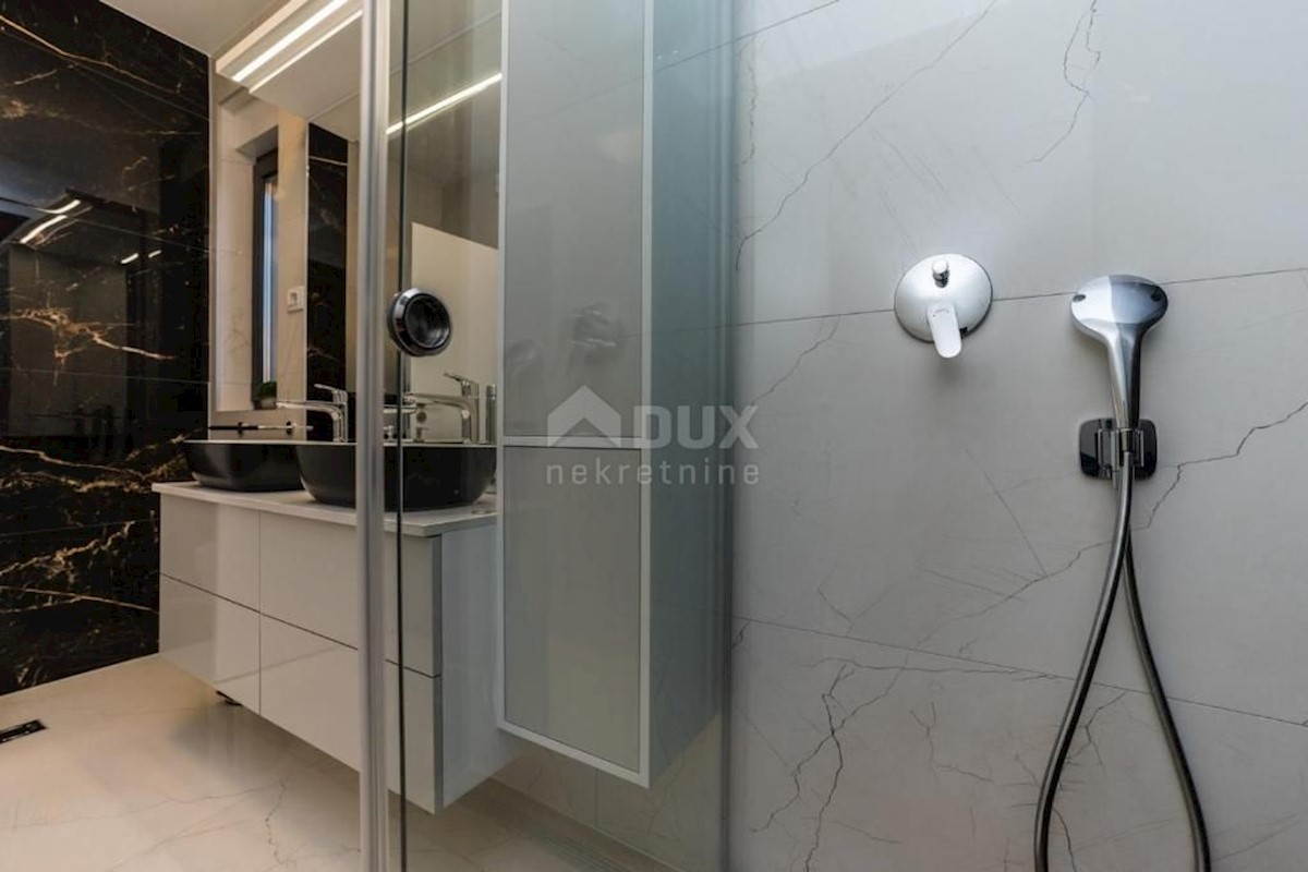 House For sale - ZADARSKA NIN
