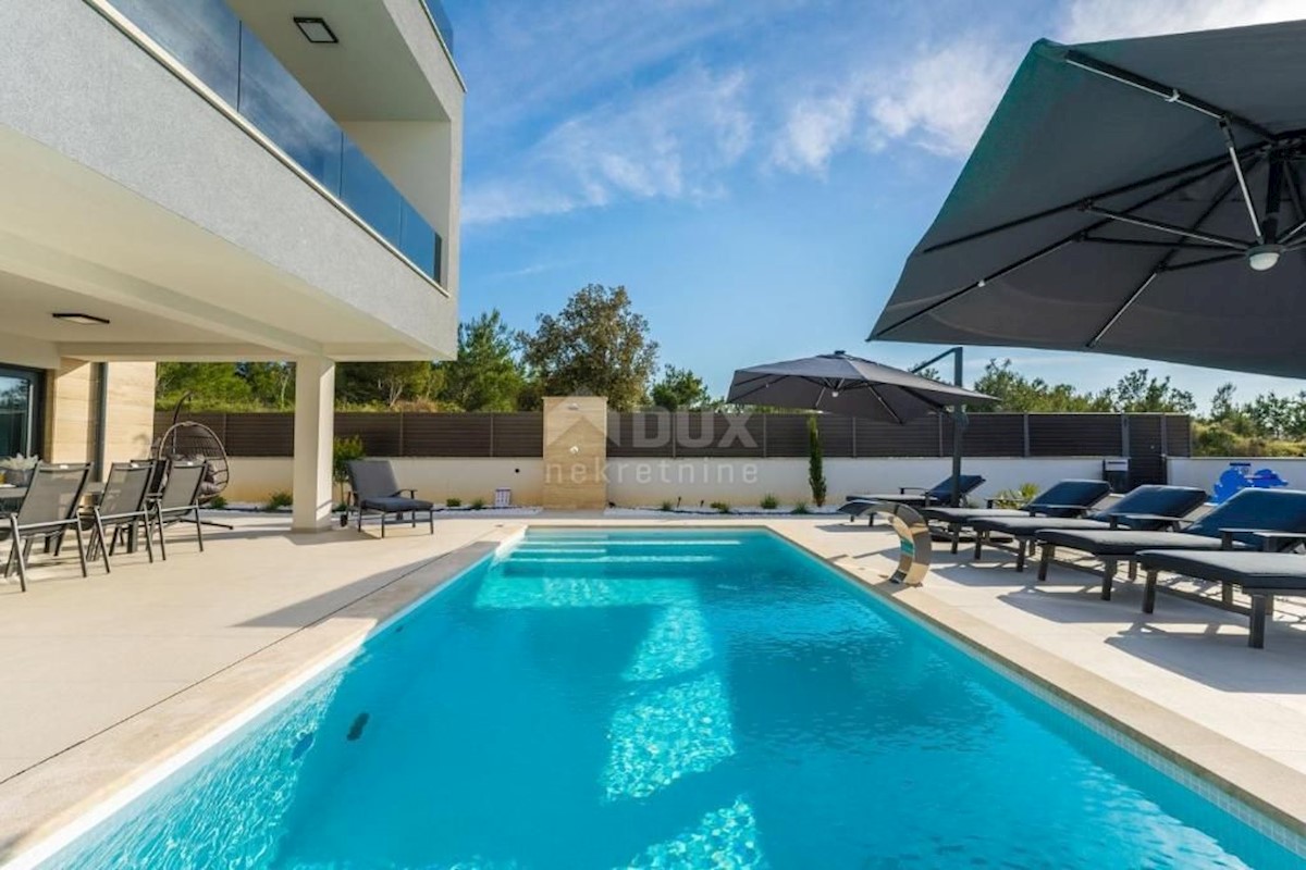 House For sale - ZADARSKA NIN