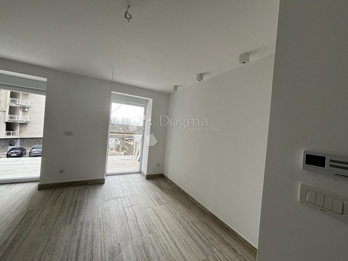 Flat For sale TURNIĆ