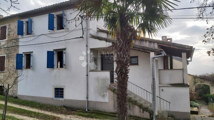 Hiša na predaj 220 m² – Motovun
