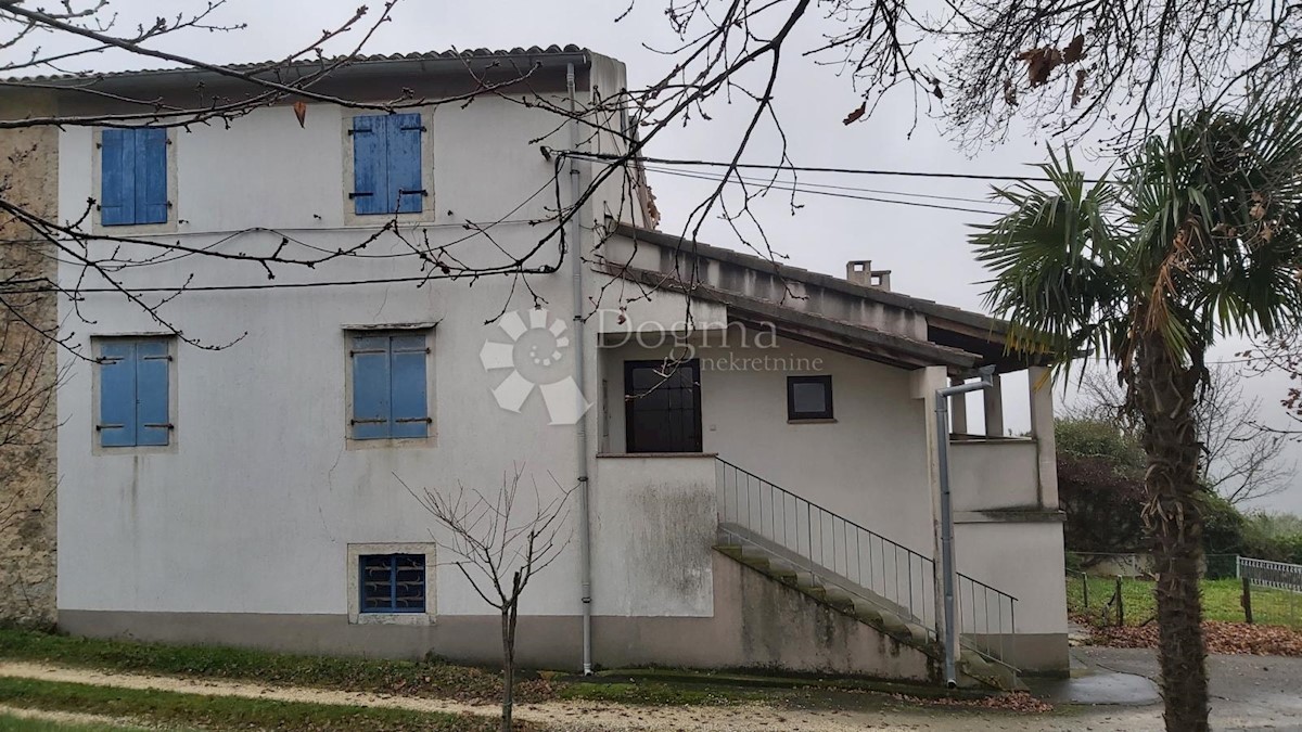 Kuća Na prodaju - ISTARSKA MOTOVUN