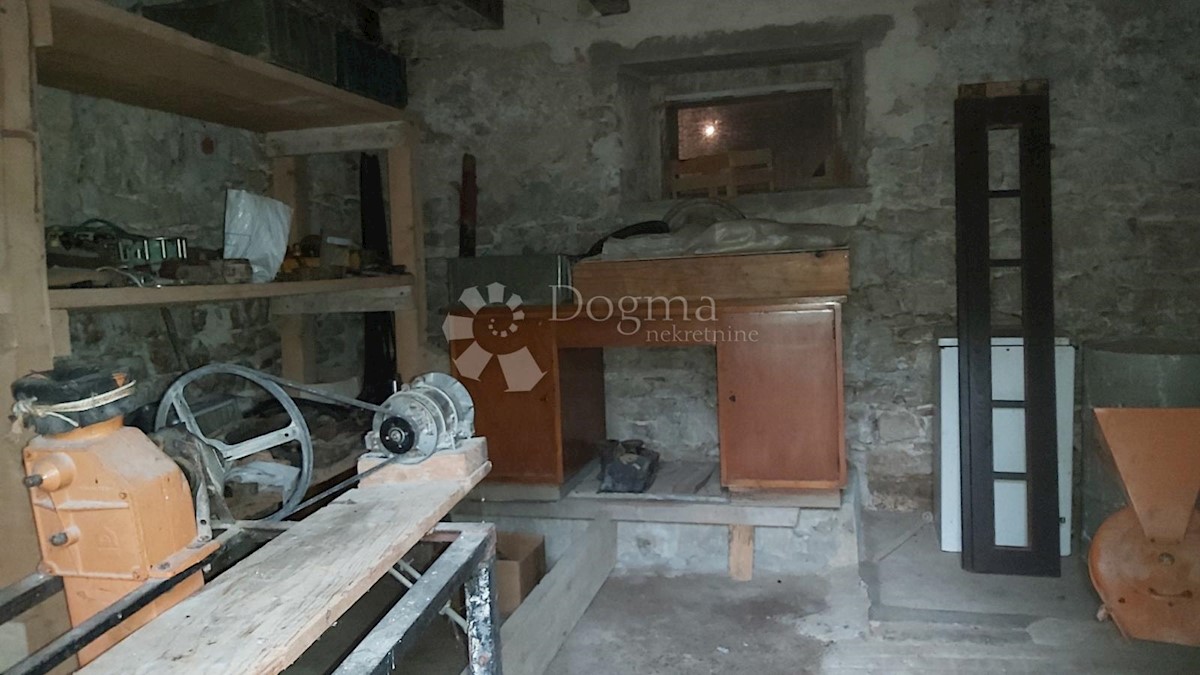 Kuća Na prodaju - ISTARSKA MOTOVUN