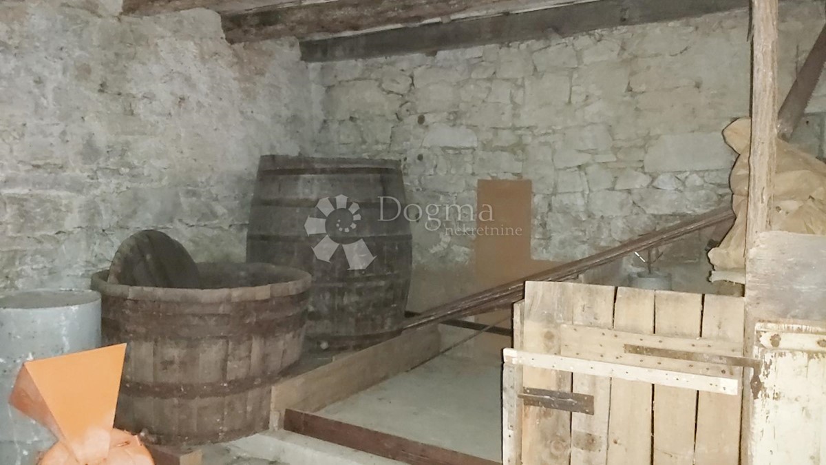 Kuća Na prodaju - ISTARSKA MOTOVUN
