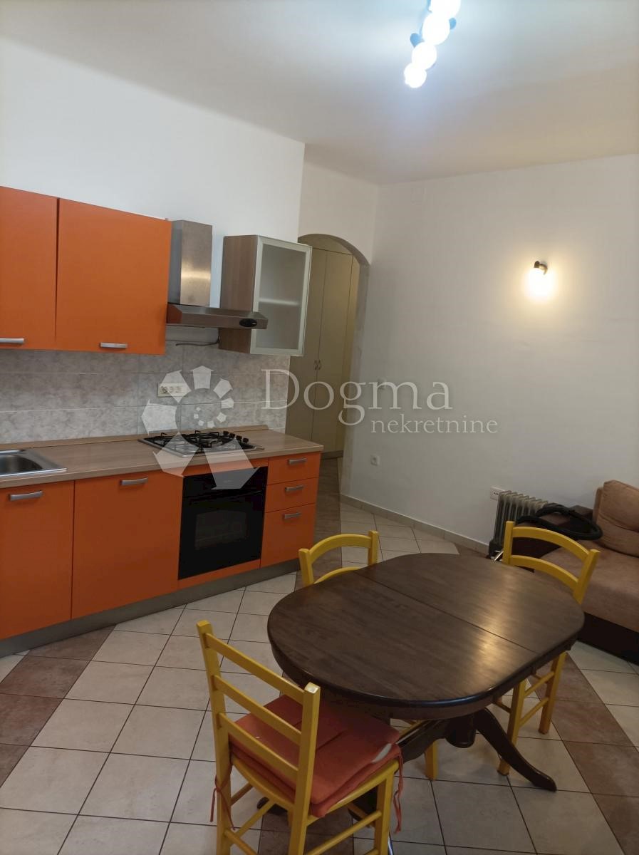 Appartement À louer - PRIMORSKO-GORANSKA RIJEKA