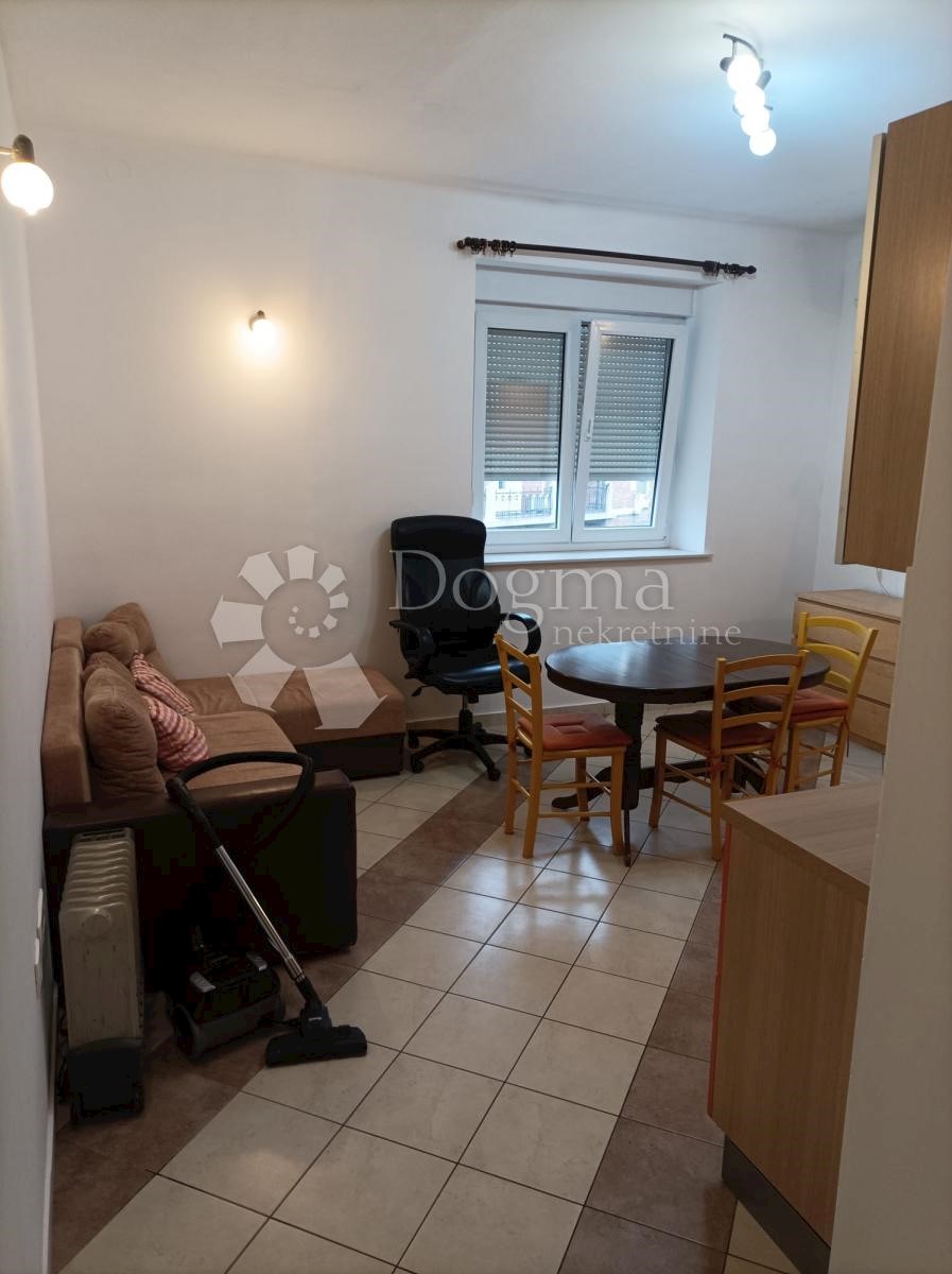 Appartement À louer - PRIMORSKO-GORANSKA RIJEKA