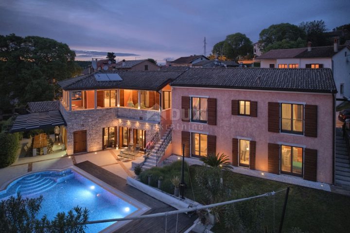 Maison à vendre 388 m² – Rovinj