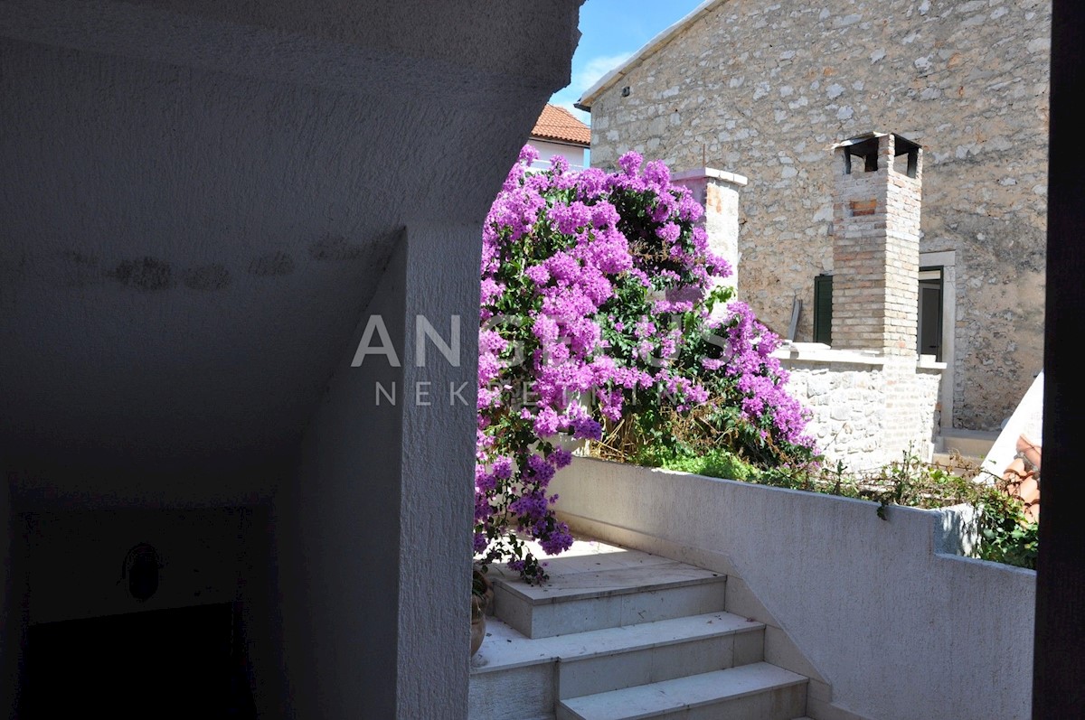 Casa In vendita - SPLITSKO-DALMATINSKA HVAR